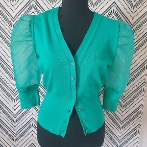 Green mesh puff shoulder sweater